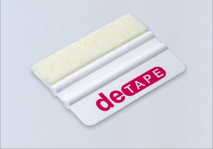1x Premium Felted plastic squeegee. 101 x 75mm
