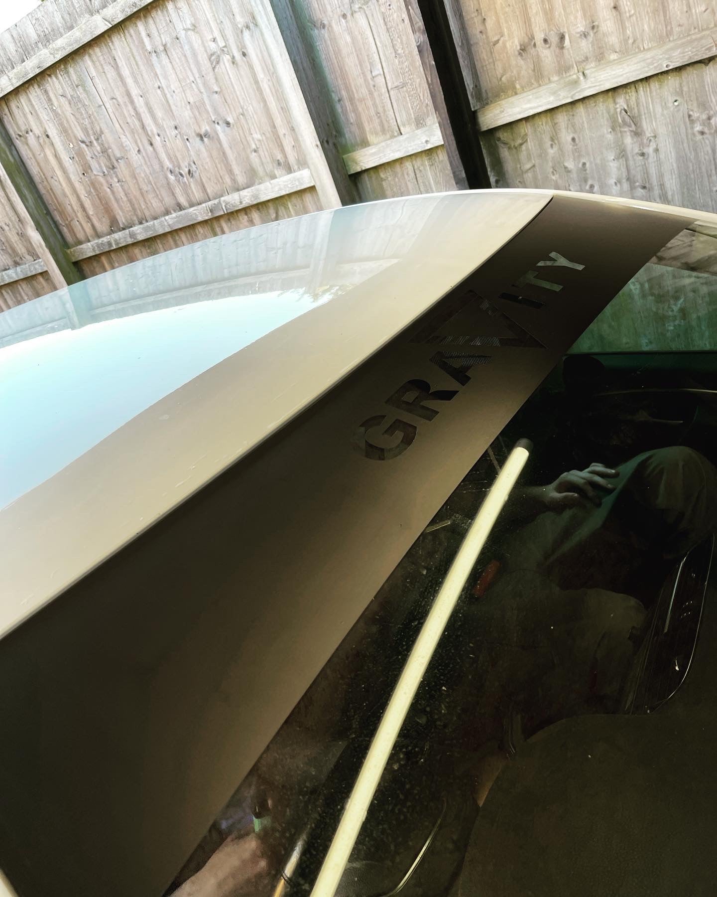 Gravity Cut Out Sunstrip