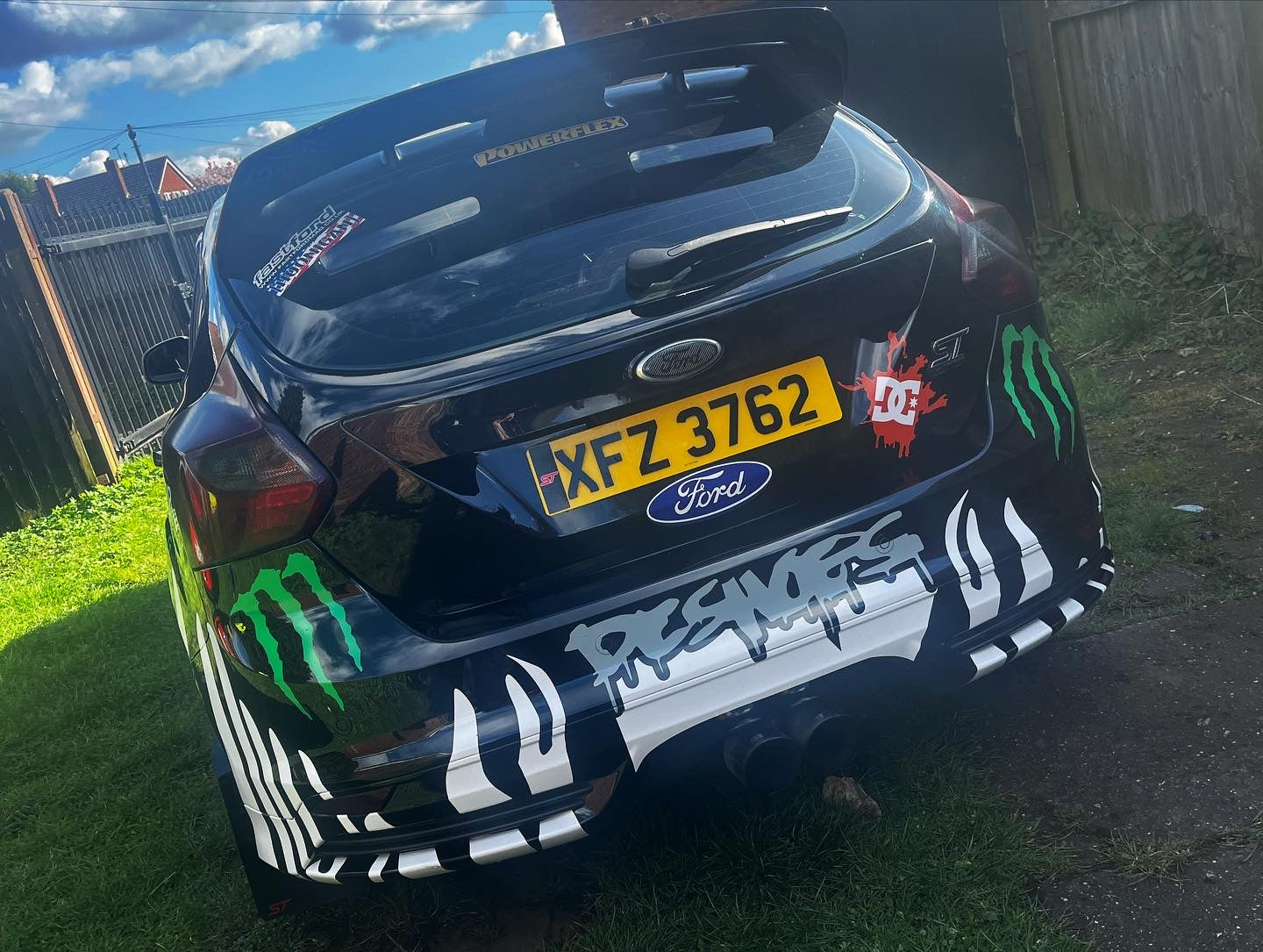Ford Focus mk2 ST/RS Monster Energy 43 Graphic Kit