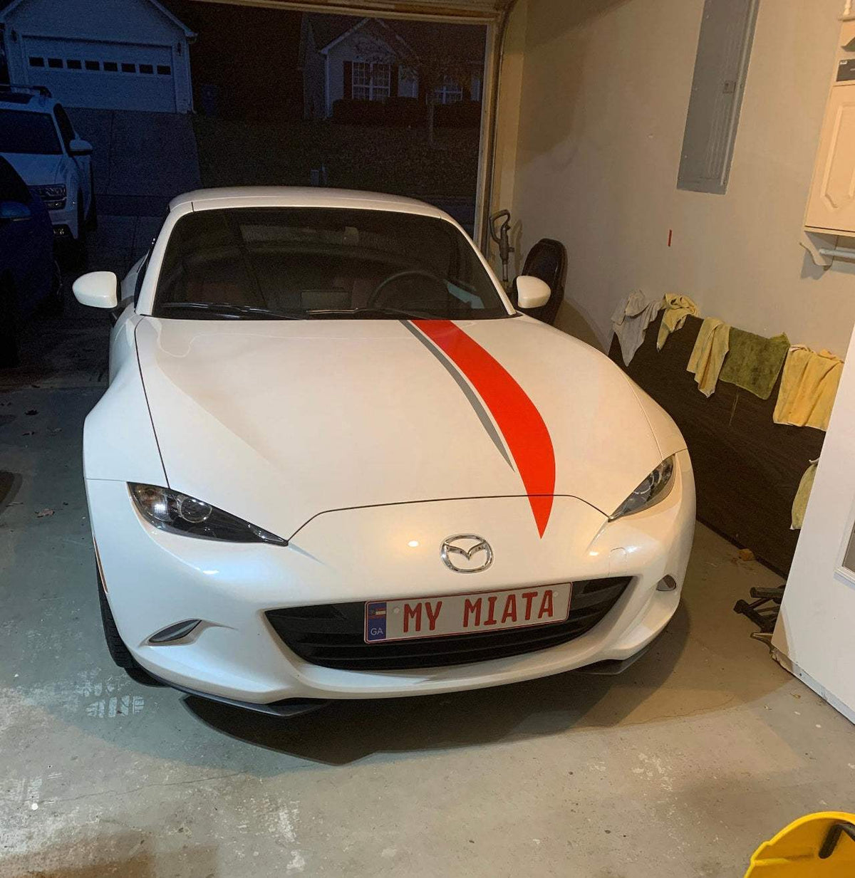 C3D6E340-A0DD-4536-87C2-1E7B235A4BA0 - R&E Wraps and Graphics LTD - Mazda MX5 Bonnet Stripe - bonnet stripes, Mazda, Mx5, racing stripes