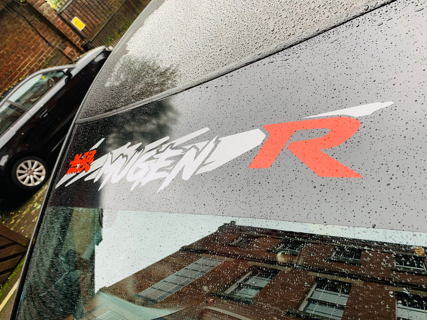 Mugen R Sunstrip