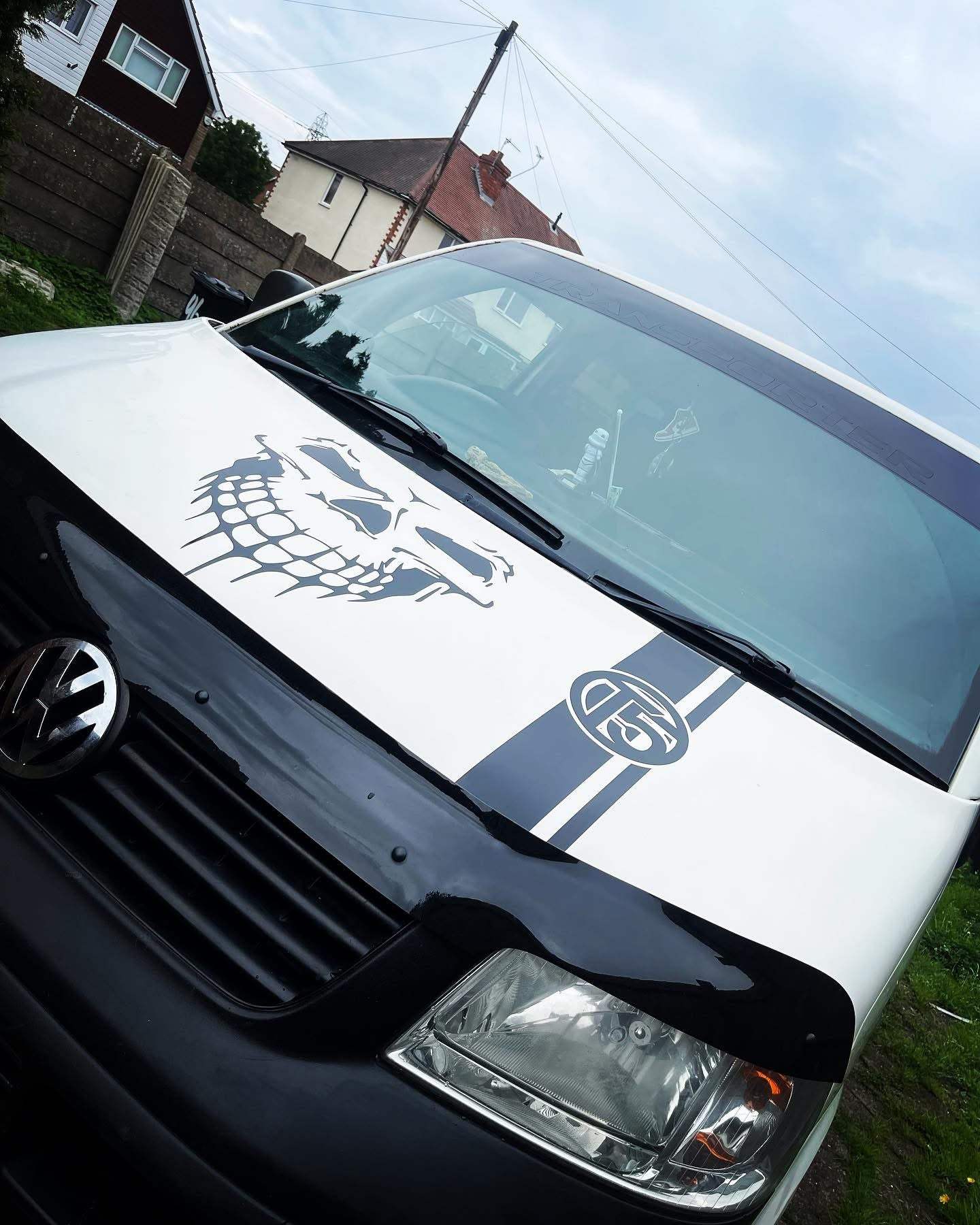 IMG-0825 - R&E Wraps and Graphics LTD - Volkswagen T5 Bonnet Stripe - bonnet decals, bonnet Stickers, Bonnet stripe, campervan, t5, volkswagen t5