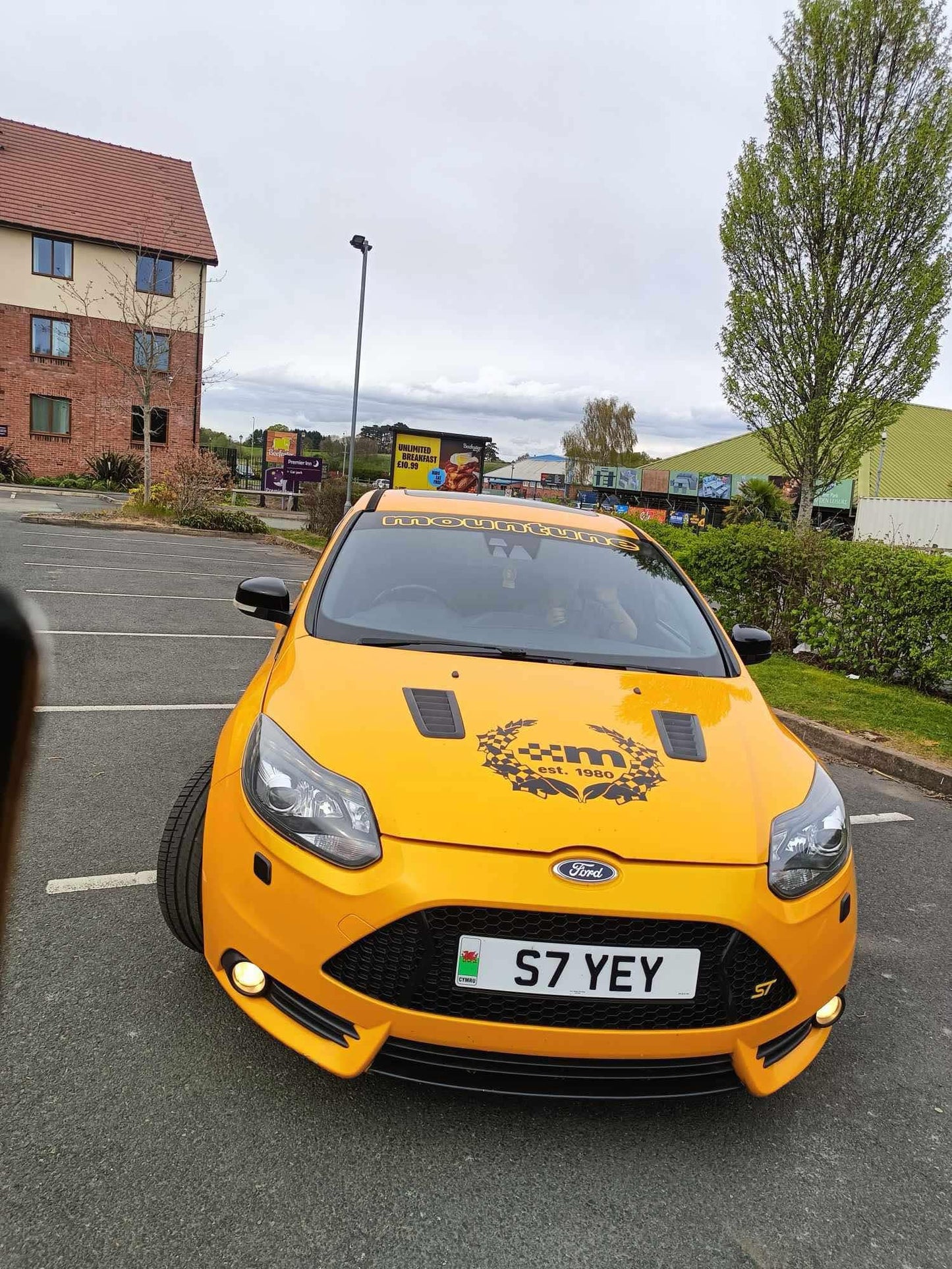 Ford Focus ST/RS MK3 Mountune Graphic Kit 2