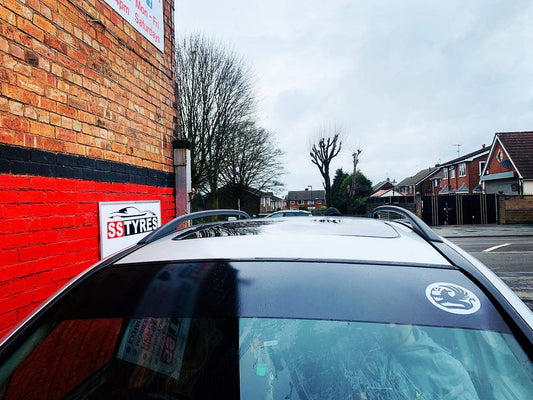 151769885_2834467163548693_102141730687337129_n - R&E Wraps and Graphics LTD - Vauxhall Sunstrip - Vauxhall