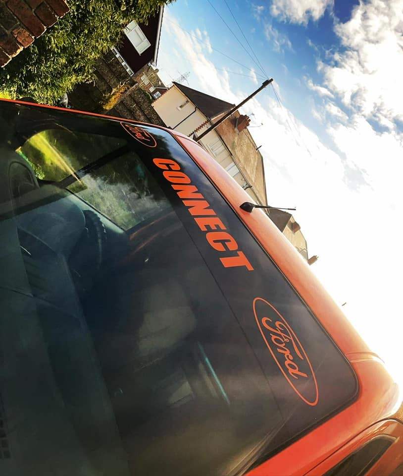 278579746_655876189059997_1835170605570883463_n - R&E Wraps and Graphics LTD - Ford Connect Bonnet Stripe and Sunstrip - Ford connect, ford connect bonnet stripes, ford custom sunstrip