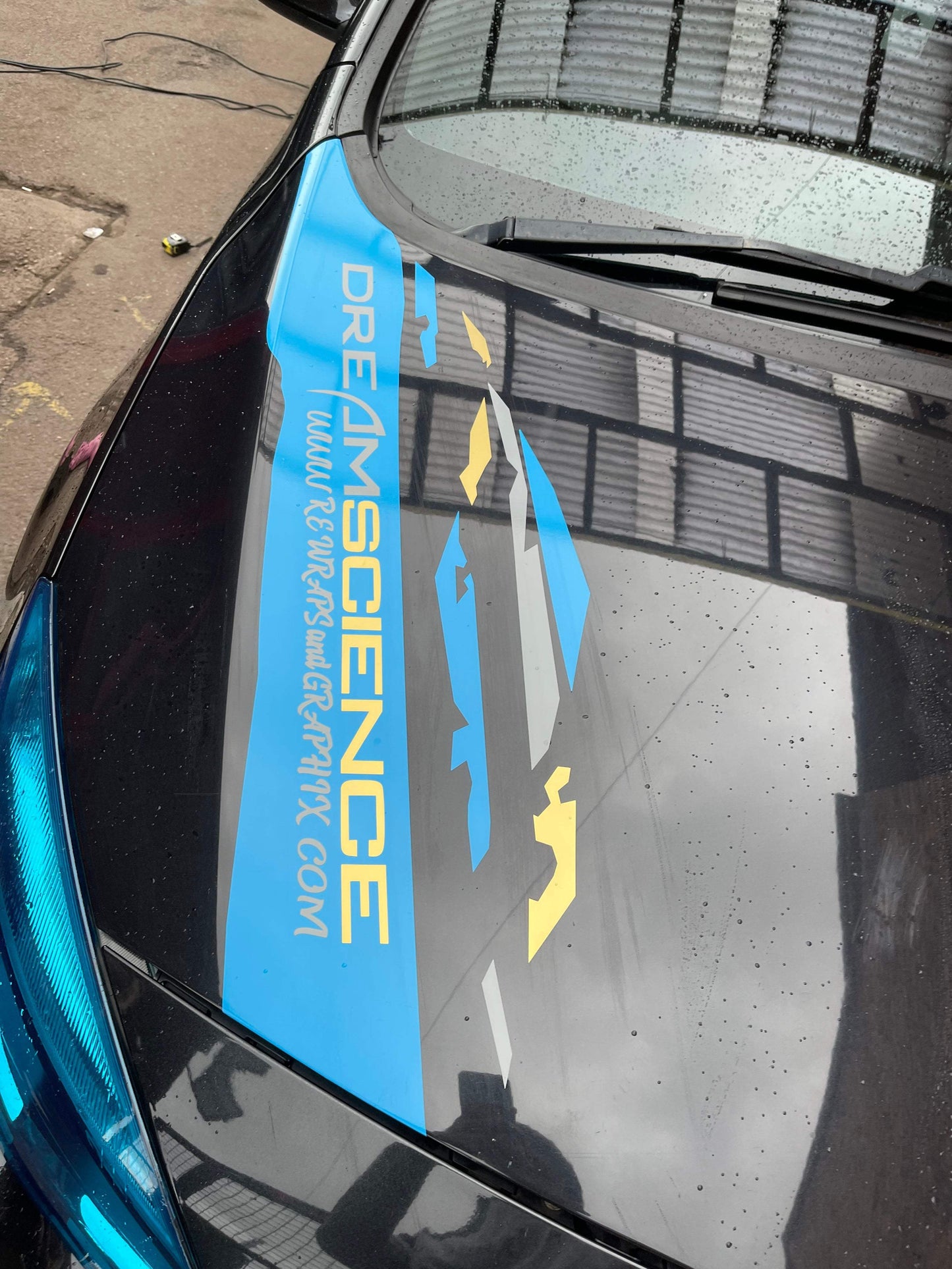dream-science-bonnet-stripe-vinyl-decal-rewrapsandgraphics-3 - R&E Wraps and Graphics LTD - Dream Science Bonnet Stripe - bonnet decals, bonnet Stickers, Bonnet stripe, Dream Science, dream science bonnet stripe, dreamscience