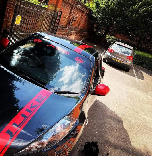 nissan-juke-bonnetboot-racing-stripes-rewrapsandgraphics - R&E Wraps and Graphics LTD - Nissan Juke Racing Stripes - Nissan Juke, racing stripes