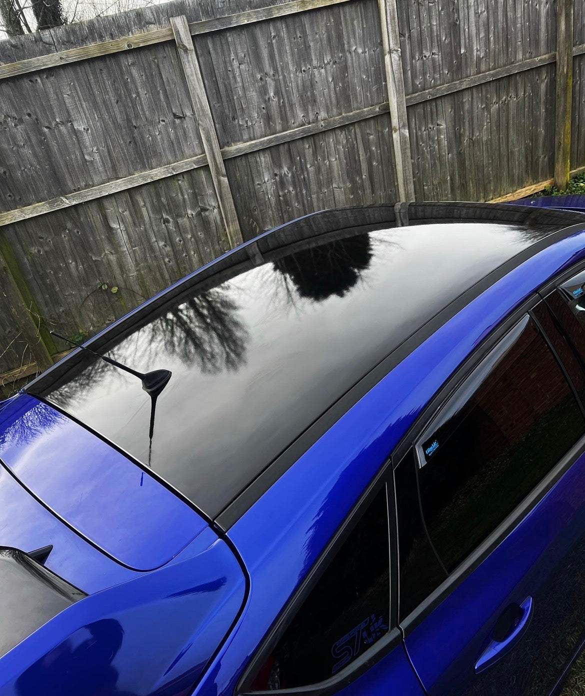 5674381E-5220-4CE6-A27F-EA4C4B8BB60B - R&E Wraps and Graphics LTD - KPMF Black Gloss Airelease - KPMF, Vehicle wrap