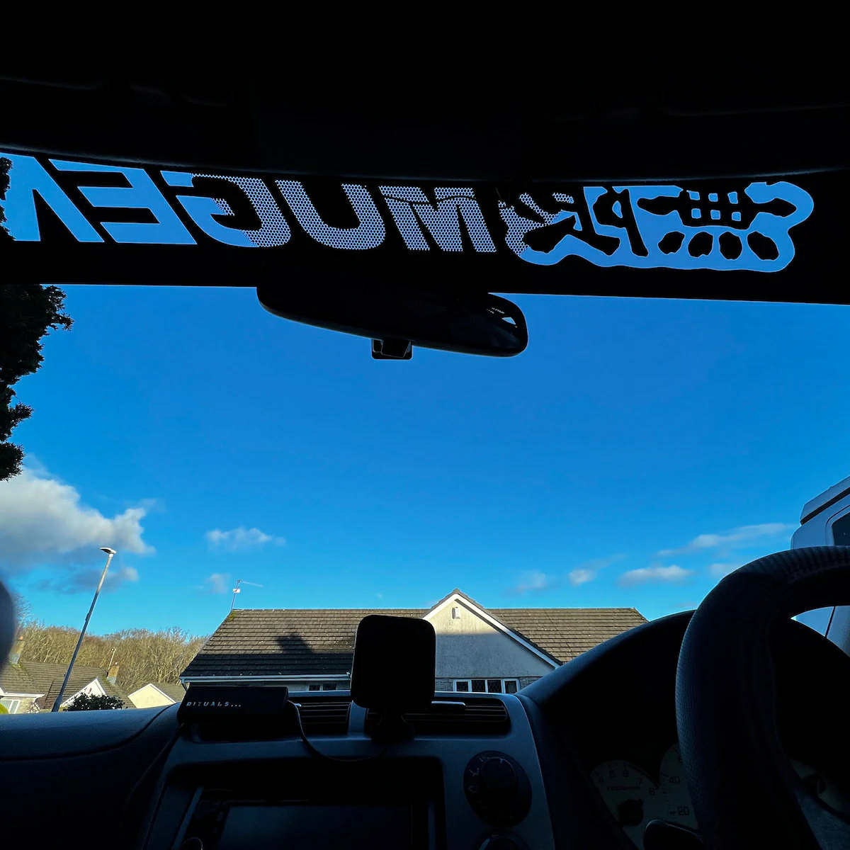 Mugen Cut Out Sunstrip