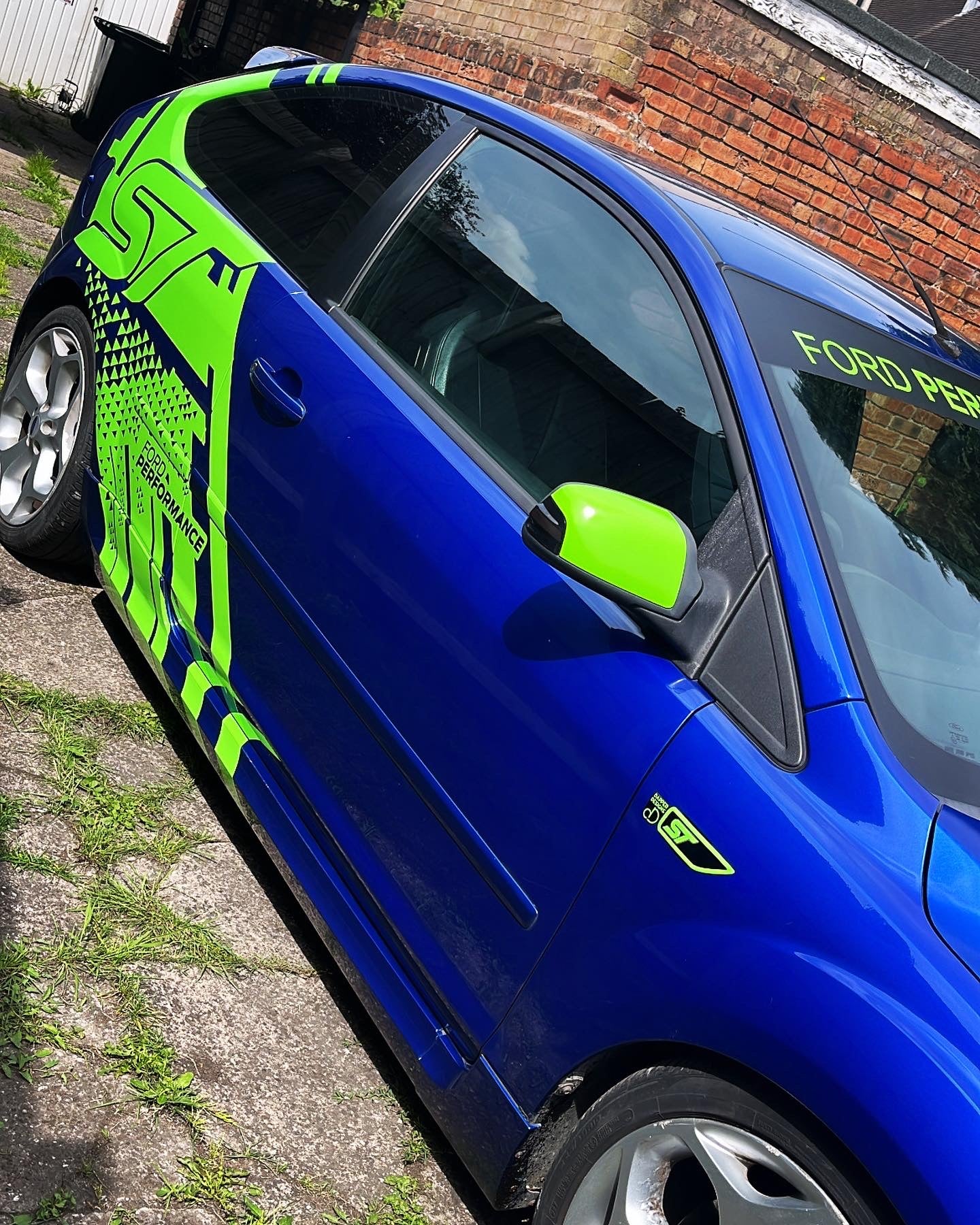 Ford Focus MK2 ST Ford Performance Graphic Kit