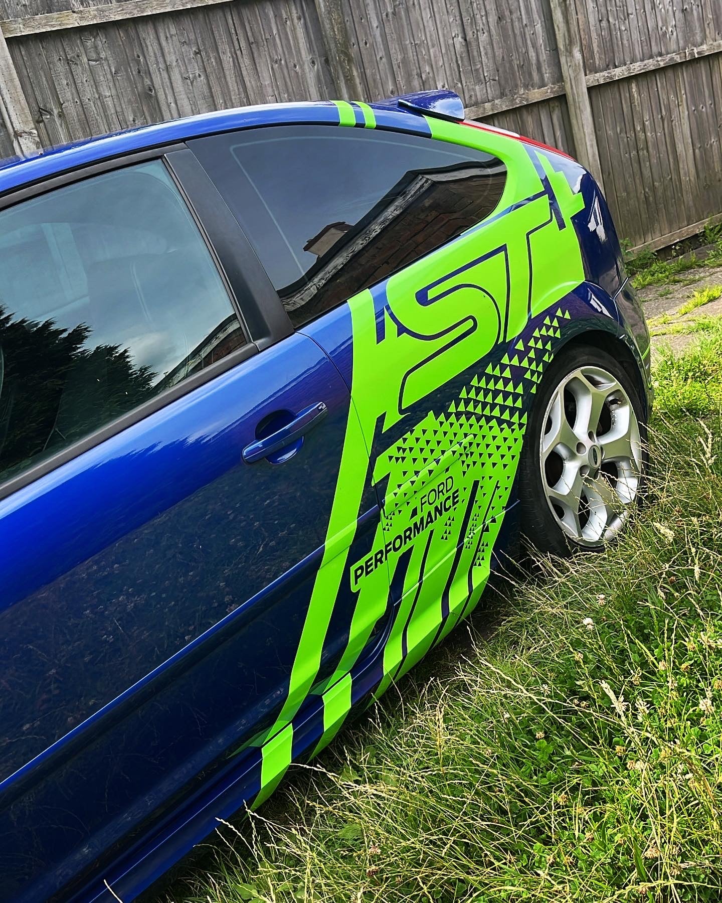 Ford Focus MK2 ST Ford Performance Graphic Kit